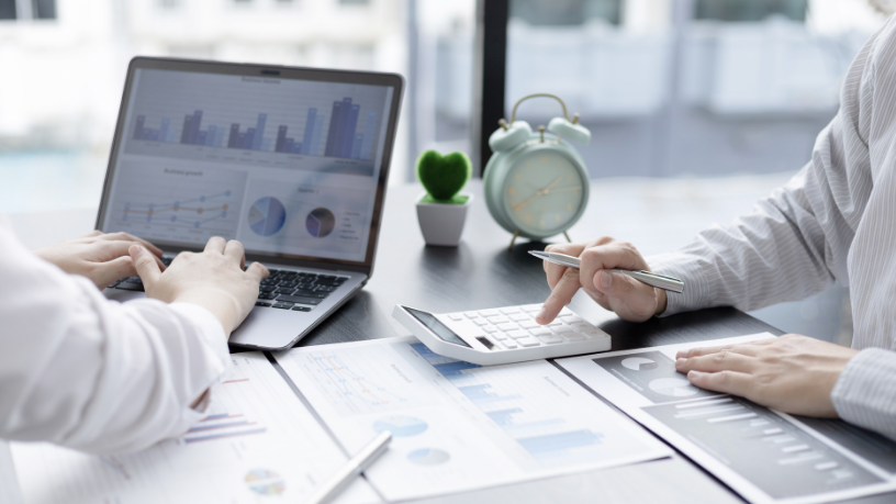 Braulio Henrique Dias Viana shares how to choose the ideal consulting firm and avoid decisions that harm your business.