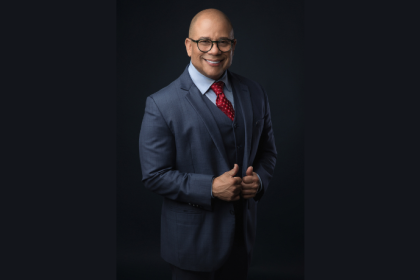 Dr. Gilberson Wanderley Silva explains key steps, risks, and benefits before deciding on plastic surgery.