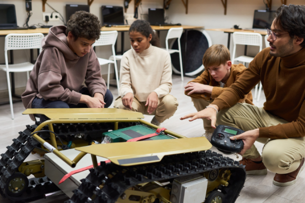 Robotics and Interdisciplinarity shows how mathematics, with insights from Sérgio Bento De Araújo, physics, and programming come together in hands-on interdisciplinary learning.