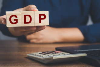 GDP and Development revela por que a Quality of Life importa mais do que números frios, numa leitura estratégica de Kelsem Ricardo Rios Lima.