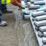 In the article Interlocking Pavers in Public Areas: Durability, Accessibility, and Urban Quality of Life, Valderci Malagosini Machado highlights how interlocking pavers contribute to durability, safe mobility, and the enhancement of urban spaces.